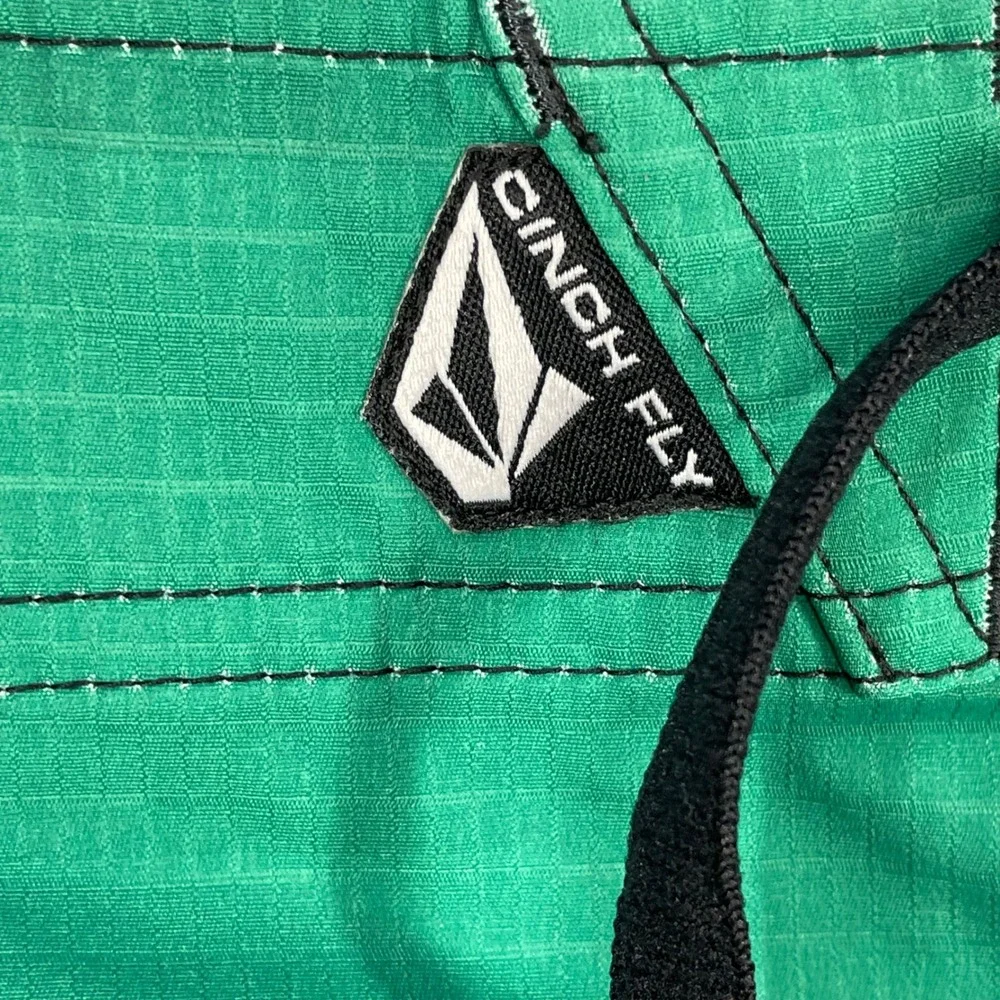Volcom Green V6S Pixelater 4-Way Stretch Board Shorts Mens 36